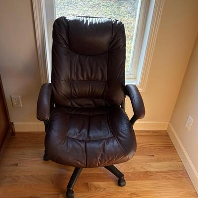 Faux Leather Office Chair (O-LR)
