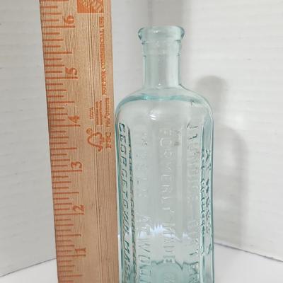 Atwood’s Jaundice Bitters Embossed Glass Bottle Moses Atwood Georgetown Massachusetts Antique