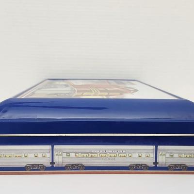 Lionel Legendary Trains Santa Fe Locomotive Storage Case Blue Tin Carry Case Railroad Collectible