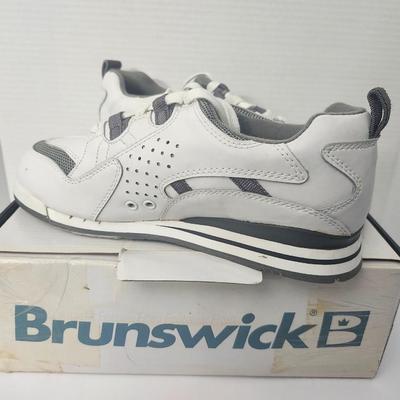 Brunswick Rebel II Men’s Bowling Shoes Size 9 White Gray Trim Original Box