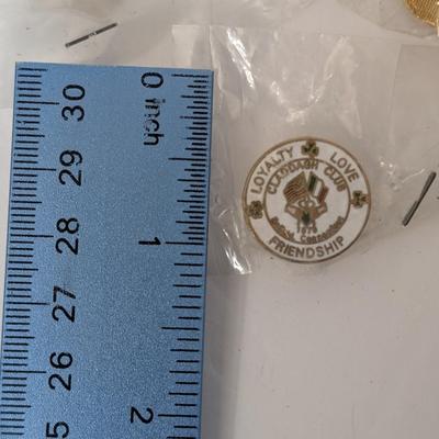 Lot Of Vintage 1978 Claddagh Club Connecticut Enamel Pins Loyalty Love Friendship