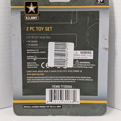 2023 U.S. Army 2 Piece Toy Set Soldier and Weapon Official Licensed Product