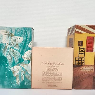 Avon Vintage Fragrance Gift Lot Sea Spirit Topaze Vanity Collection Beauty Dust Hearth Lamp Roses