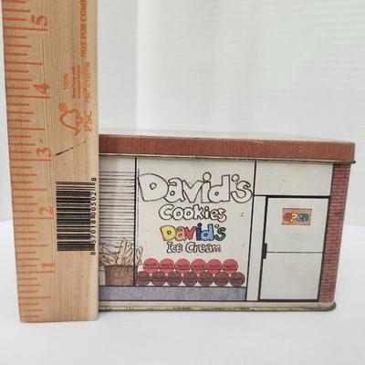 David’s Cookies Limited Anniversary Edition Tin Avon Tin England Elizabeth Greene Graphic Design Vintage