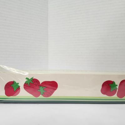 Avon Nature’s Fresh Petite Candle Set Strawberry Fragrance With Holder Vintage Avon