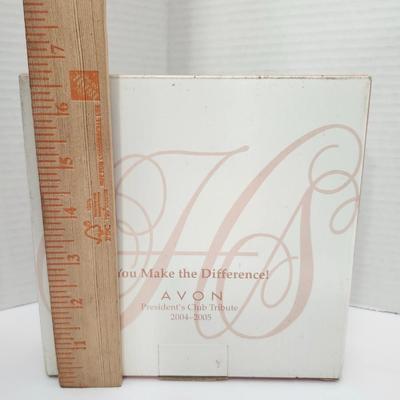 Avon Presidents Club Tribute Gilded Rose Hanging Photo Album 2004–2005 With Box