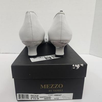 Mezzo by Vaneli Rickie White Nappa Slip On Heels Womens Size 6 1/2 M With Box