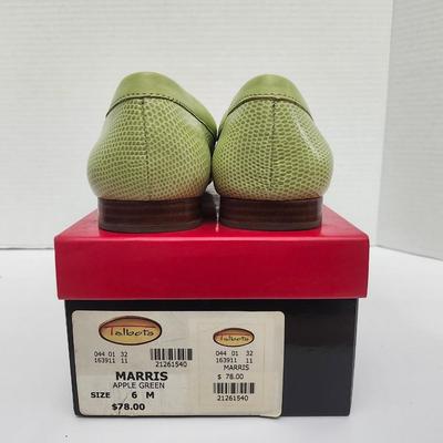 Talbots Marris Apple Green Leather Loafers Womens Size 6 M Slip On Shoes With Box