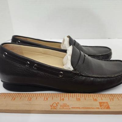 Talbots Brinley 3 Chocolate Brown Leather Loafers Women Size 6M Classic Slip On Shoes With Box