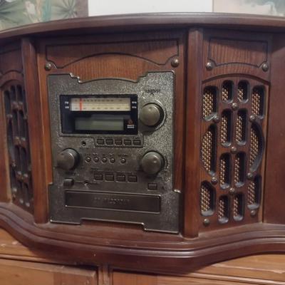 Innovative Technologies Retro Radio, Turntable, CD Player