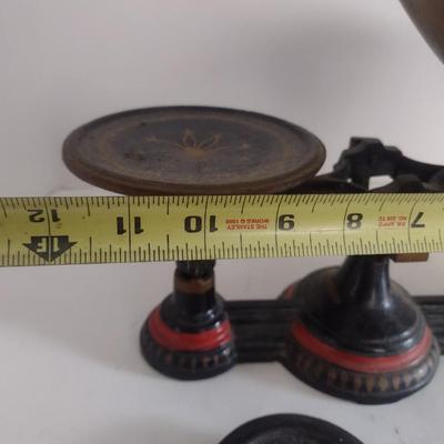 Cast Iron Merchant's Balance Scale Unmarked