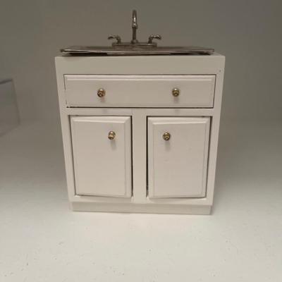 Doll house Bathroom sink