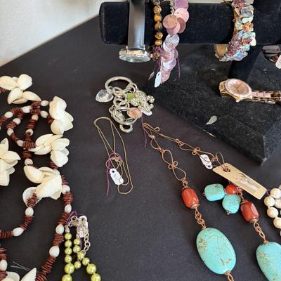 Sale Photo Thumbnail #195