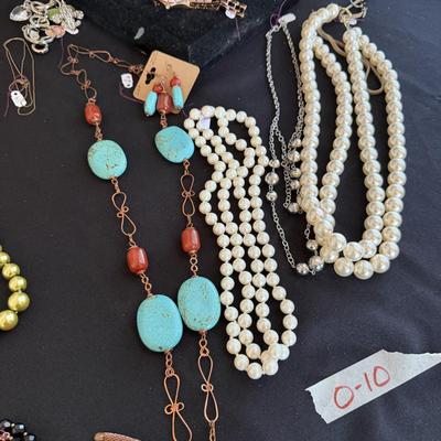 Sale Photo Thumbnail #198