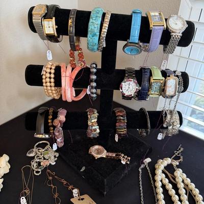 Sale Photo Thumbnail #188