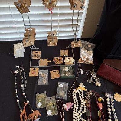 Sale Photo Thumbnail #209