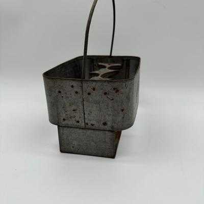 Vintage Galvanized Coca-Cola 6-Bottle Carrier w/ Handle – Original Patina