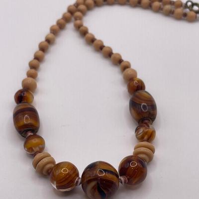1960’s Tiger eye bead necklace
