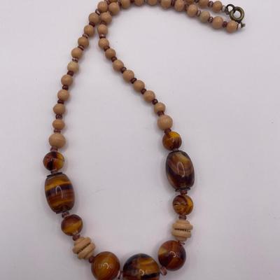 1960’s Tiger eye bead necklace