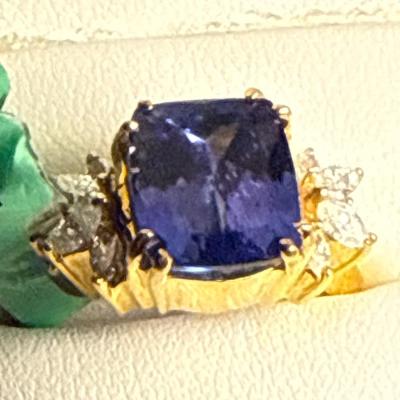 Sale Photo Thumbnail #304