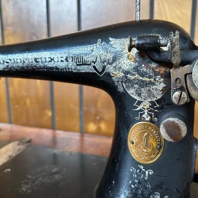 Antique Singer Treadle Sewing Machine w/ Oak Cabinet – Needs Belt
