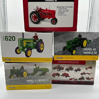ERTL 1/16 Die-Cast Tractor Lot – John Deere & Farmall (5 Tractors, Boxed)