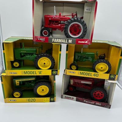ERTL 1/16 Die-Cast Tractor Lot – John Deere & Farmall (5 Tractors, Boxed)