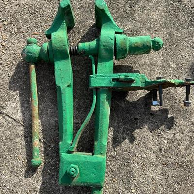 Vintage Blacksmith Post Vise / Leg Vise