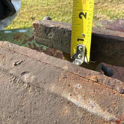 Vintage ATHOL No. 450 Bench Vise