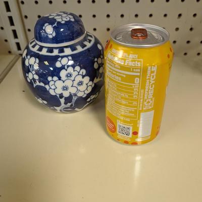 Chinese Ginger Jar In Blue & White