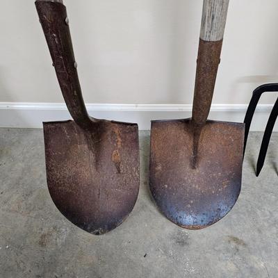 Assortment of Yard & Garden Tools (G2-JS)