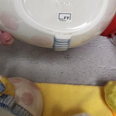 Sale Photo Thumbnail #23: Neat lot from all the Holidays