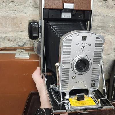 Sale Photo Thumbnail #44: Trio of old Polaroids with their cases and extras 95, 103 and J66