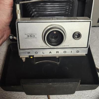 Sale Photo Thumbnail #87: Polaroid 80, J33, 103, 350 and 420 lot