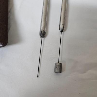 Assortment of Automotive Items (G2-JS)