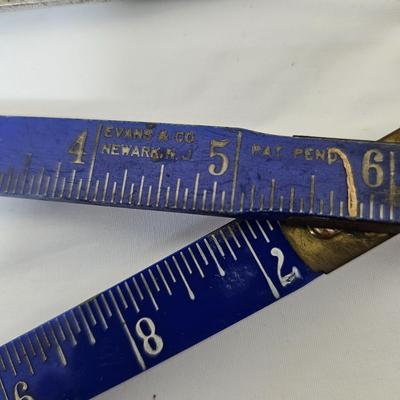 Assortment of Measuring Devices (G2-JS)