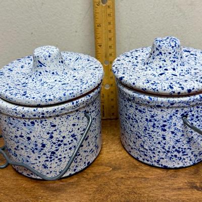 Sale Photo Thumbnail #270: In good condition, except for dry and brittle sealing rings that need tube replaced.