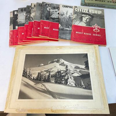 553 Boy Scout Collection Of Books And Mugs