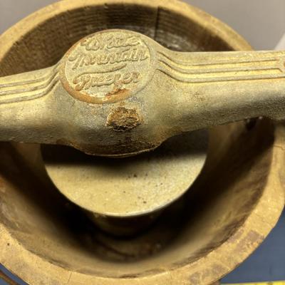 White Mountain Crank Ice Cream Maker