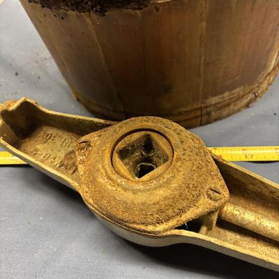 White Mountain Crank Ice Cream Maker