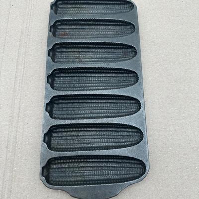 Vintage Griswold Cast Iron Crispy Corn Stick Pan #273 / #930 – Erie PA USA – 7-Stick