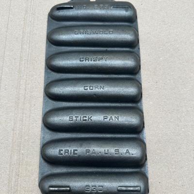 Vintage Griswold Cast Iron Crispy Corn Stick Pan #273 / #930 – Erie PA USA – 7-Stick