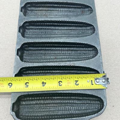Vintage Griswold Cast Iron Crispy Corn Stick Pan #273 / #930 – Erie PA USA – 7-Stick