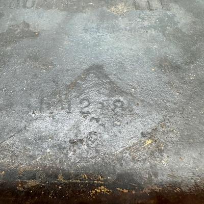 Vintage Wagner Ware Square Cast Iron Skillet No. 8