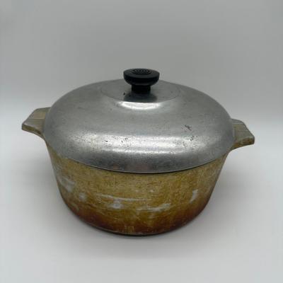 Vintage Wagner Ware Magnalite Covered Dutch Oven / Roaster – Sidney O, USA