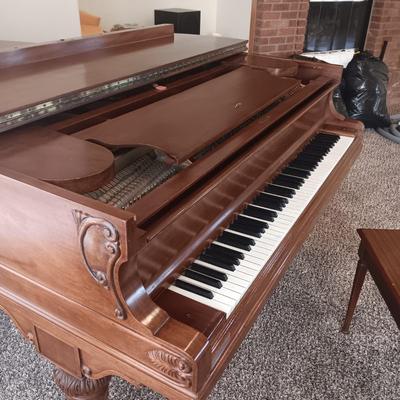BEAUTIFUL SMITH & NIXON ANTIQUE GRAND PIANO IN EXCELLENT CONDITION (READ DESCRIPTION)