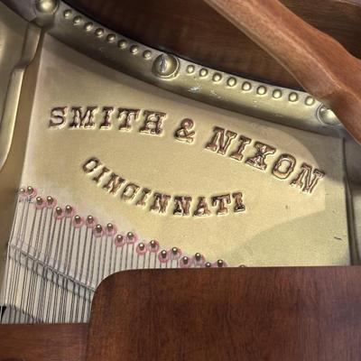 BEAUTIFUL SMITH & NIXON ANTIQUE GRAND PIANO IN EXCELLENT CONDITION (READ DESCRIPTION)