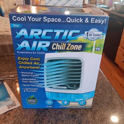 ARCTIC AIR PERSONAL SPACE AND POCKET SIZE COOLERS