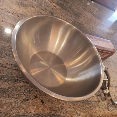 NICE 16" STAINLESS STEEL BOWL AND A UNIVERSAL FOOD AND MEAT CHOPPER NO 1551