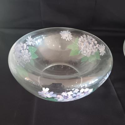 HYDRANGEA FLOWER BOWL AND ETCHED ROSE BOWL